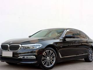 宝马5系 530li 2.0t 自动 尊享型m运动套装