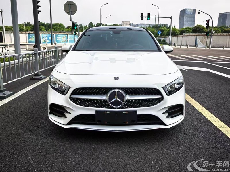 【荆门二手奔驰A级三厢】奔驰A级 A200L 2020款 1.3T 自动 运动轿车版