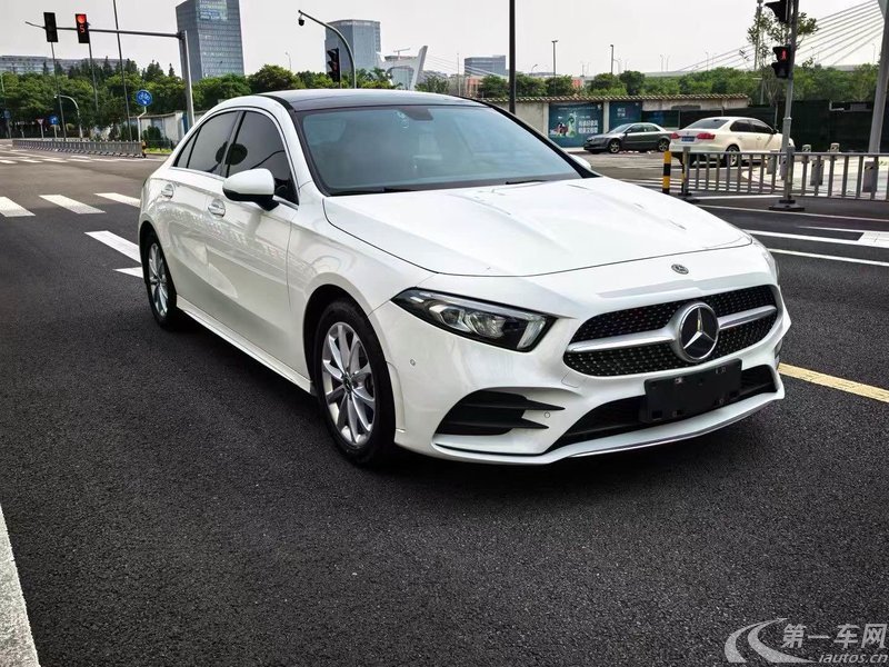 【荆门二手奔驰A级三厢】奔驰A级 A200L 2020款 1.3T 自动 运动轿车版
