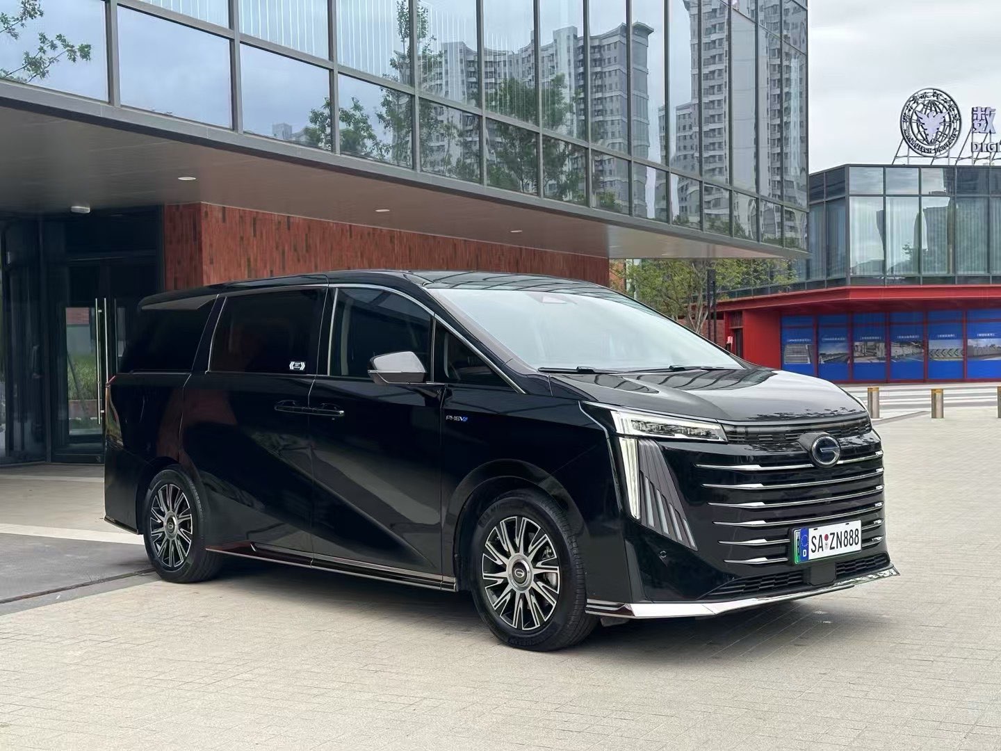 传祺E9 2024款 2.0T 自动 宗师版 价格0万 