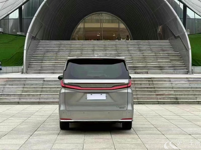 雷克萨斯LM 350 [进口] 2024款 2.5L 自动 欧规版平行进口 