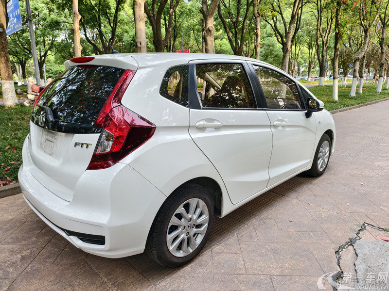 本田飞度 2018款 1.5L 自动 5门5座两厢车 舒适天窗型 (国Ⅴ) 