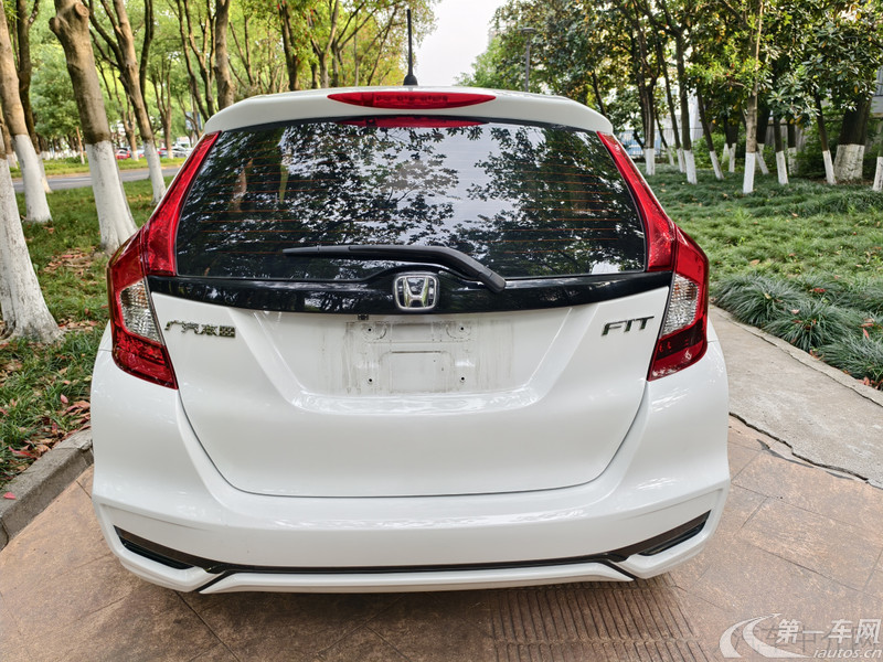 本田飞度 2018款 1.5L 自动 5门5座两厢车 舒适天窗型 (国Ⅴ) 