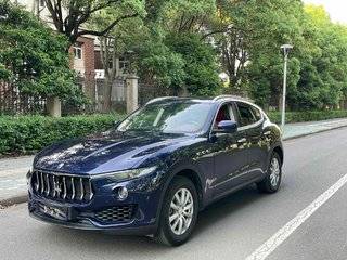 玛莎拉蒂Levante 3.0T 