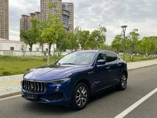 玛莎拉蒂Levante 3.0T 