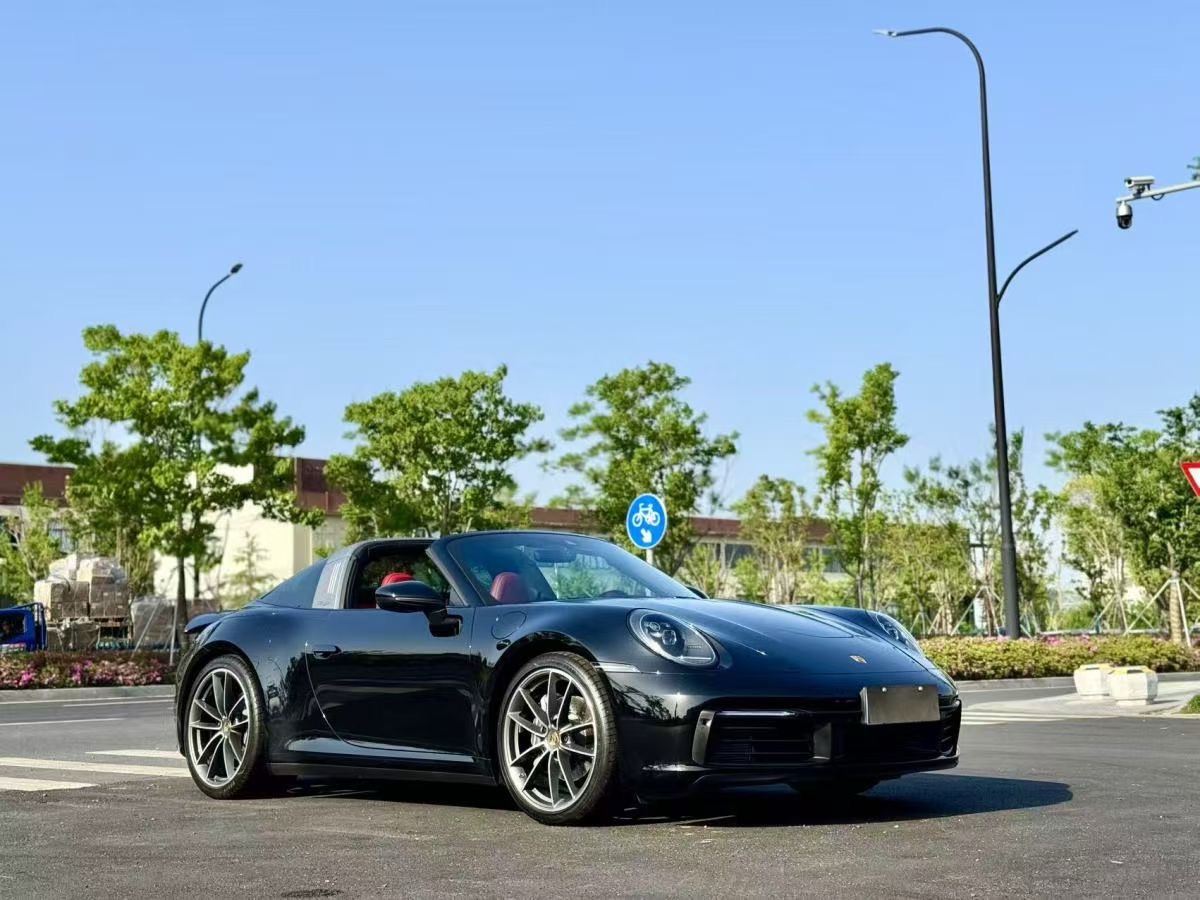 保时捷911敞篷 [进口] 2023款 3.0T 自动 Targa 4S价格0万 