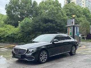 奔驰E级 E300L 2.0T 自动 豪华型 