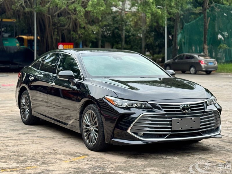 丰田亚洲龙 双擎 2019款 2.5L 自动 XLE尊贵版 (国Ⅵ) 