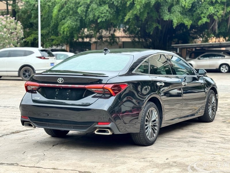 丰田亚洲龙 双擎 2019款 2.5L 自动 XLE尊贵版 (国Ⅵ) 