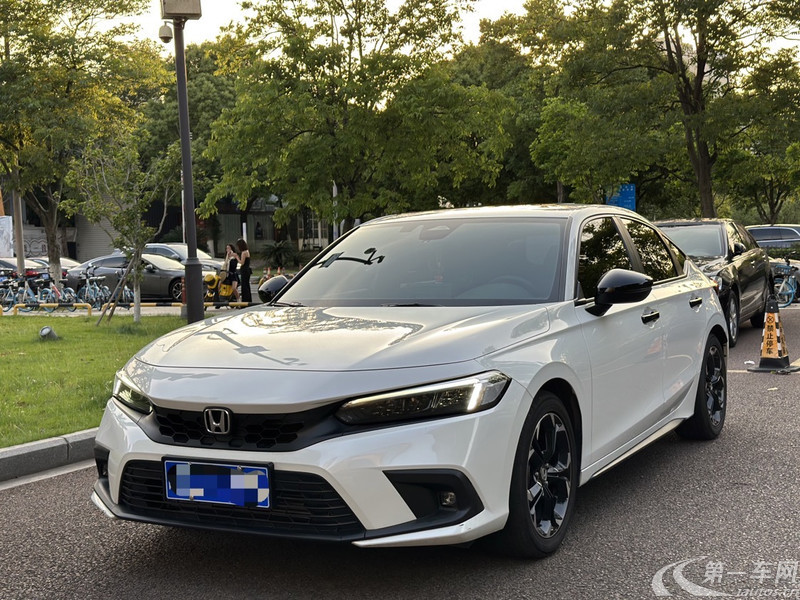 本田思域两厢 2023款 1.5T 自动 极锐版 (国Ⅵ) 