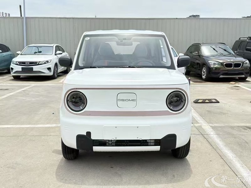 吉利熊猫mini 2023款 0.0T 自动 小黄鸭限定版幸运吖 