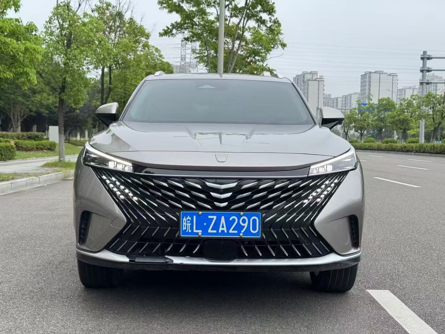 荣威RX5 2023款 1.5T 自动 旗舰智驾版 价格0万 