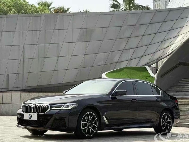 宝马5系 530Li 2022款 2.0T 自动 汽油 改款二行政型豪华套装 (国Ⅵ) 