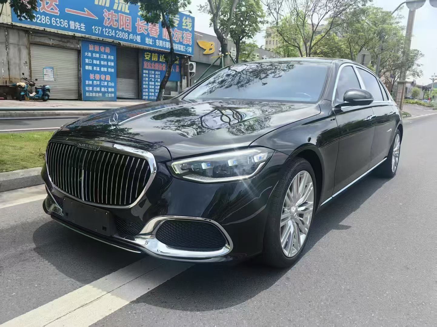 奔驰迈巴赫S级 S580 [进口] 2023款 4.0T 自动 加规版平行进口价格0万 