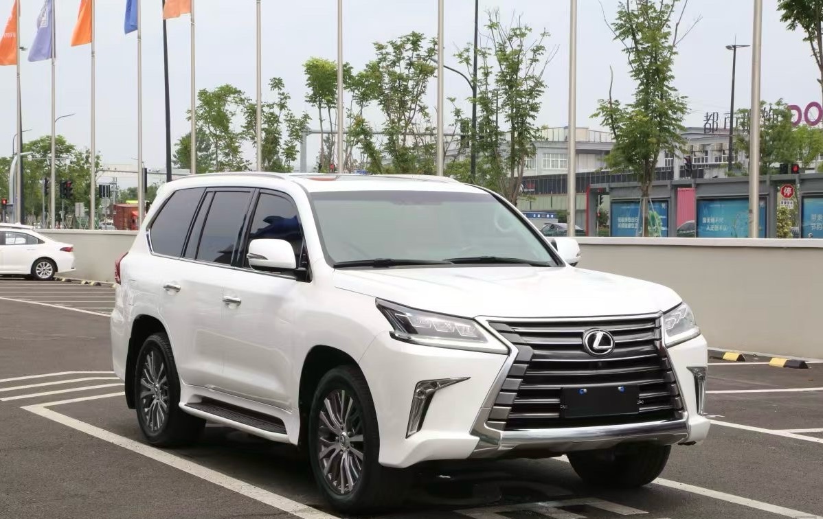 雷克萨斯LX 570 [进口] 2018款 5.7L 自动 四驱 加规版平行进口价格0万 