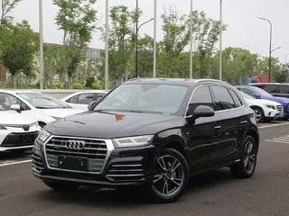 奥迪Q5L 45TFSI 2.0T 自动 尊享风雅型 