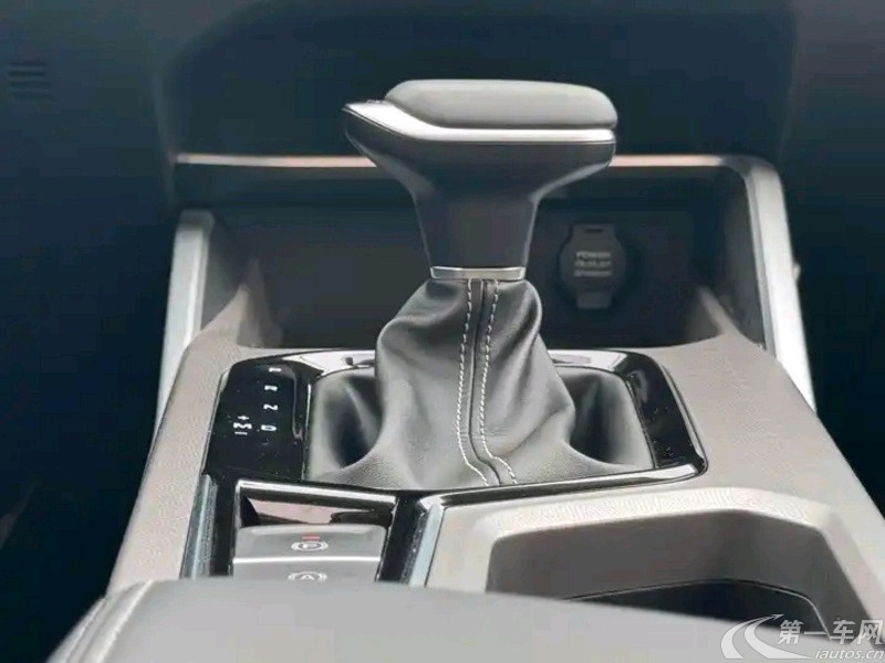 吉利帝豪 2022款 1.5L 自动 尊贵型第4代 (国Ⅵ) 