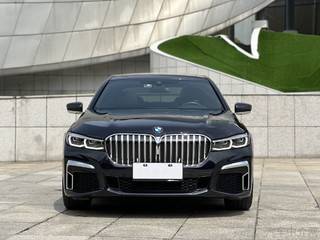 宝马7系 730Li 2.0T 自动 M运动套装 