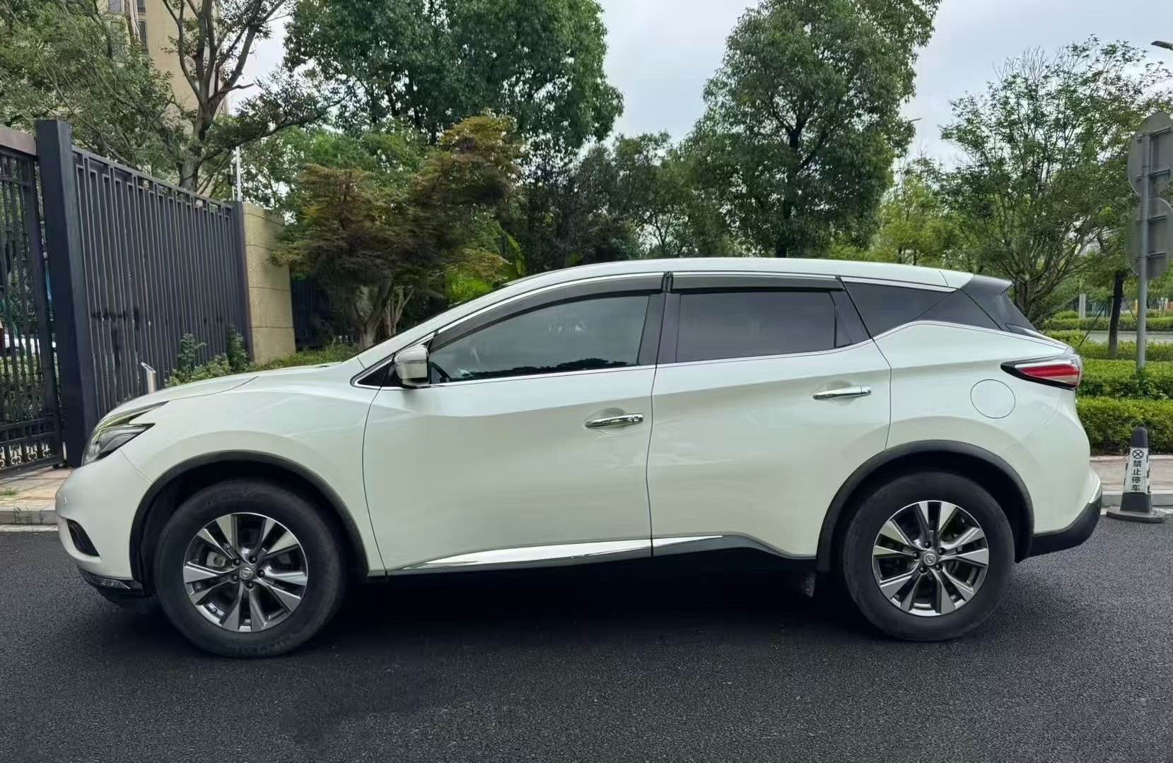 日产楼兰 2017款 2.5L 自动 前驱 XL智尚版 价格0万 