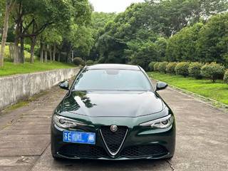 阿尔法罗密欧Giulia 2.0T 