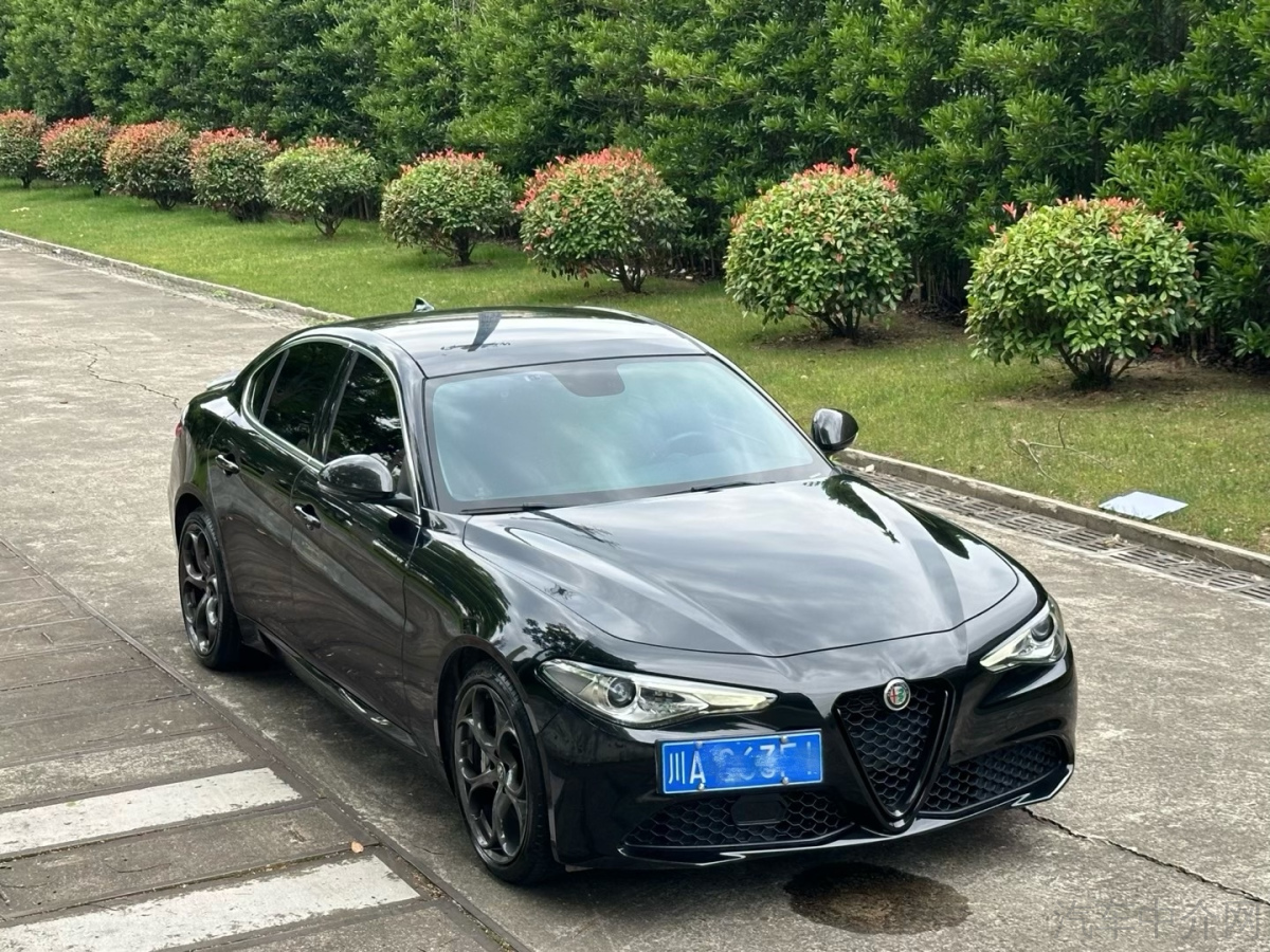 阿尔法罗密欧Giulia [进口] 2021款 2.0T 自动 280HP豪华运动版价格0万 