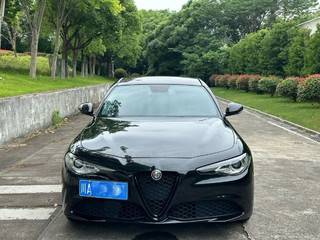 阿尔法罗密欧Giulia 2.0T 