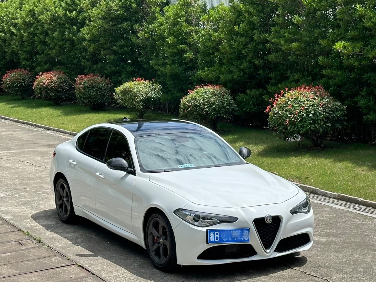 阿尔法罗密欧Giulia [进口] 2020款 2.0T 自动 豪华运动版价格0万 