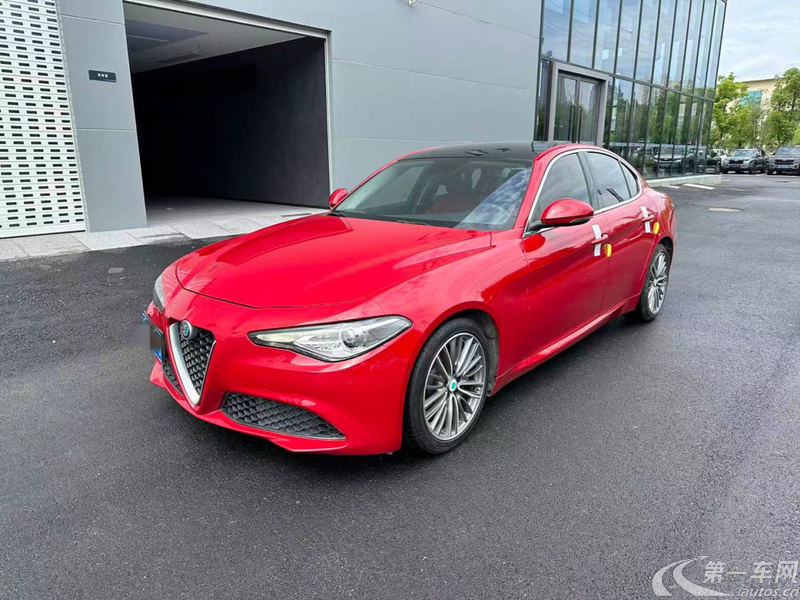 阿尔法罗密欧Giulia [进口] 2019款 2.0T 自动 豪华版 