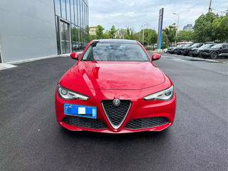 阿尔法罗密欧Giulia 2.0T 