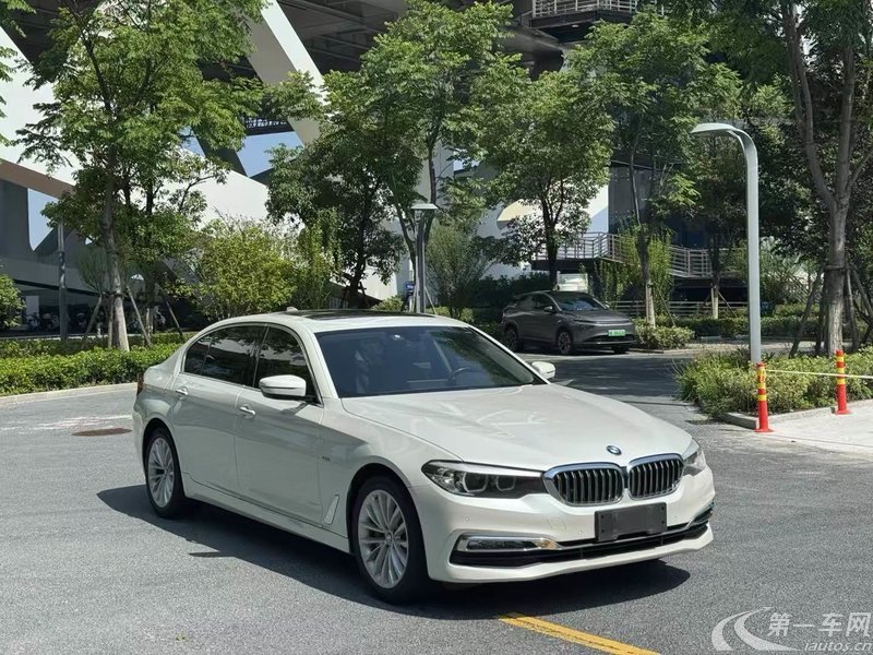 宝马5系 530Li 2018款 2.0T 自动 汽油 尊享型豪华套装改款 (国Ⅴ) 