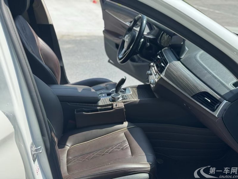 宝马5系 530Li 2018款 2.0T 自动 汽油 尊享型豪华套装改款 (国Ⅴ) 