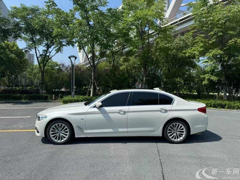 宝马5系 530Li 2018款 2.0T 自动 汽油 尊享型豪华套装改款 (国Ⅴ) 