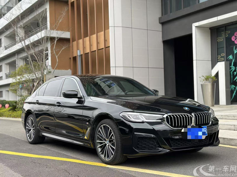 宝马5系 530Li 2023款 2.0T 自动 汽油 xDrive-M运动套装 (国Ⅵ) 