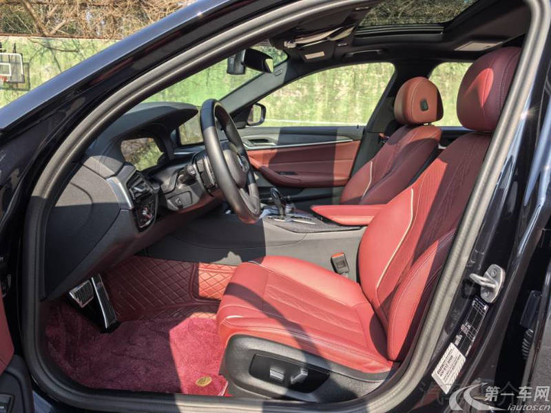 宝马5系 530Li 2023款 2.0T 自动 汽油 xDrive-M运动套装 (国Ⅵ) 
