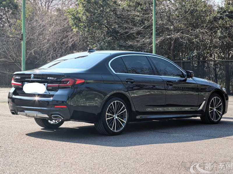 宝马5系 530Li 2023款 2.0T 自动 汽油 xDrive-M运动套装 (国Ⅵ) 