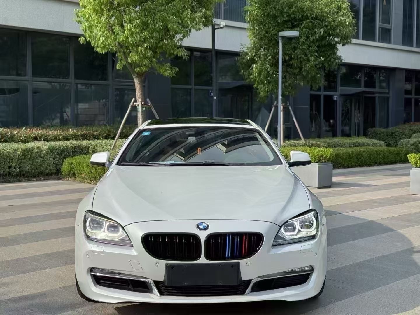 宝马6系轿跑 640i [进口] 2013款 3.0T 自动 4门 M运动版价格0万 