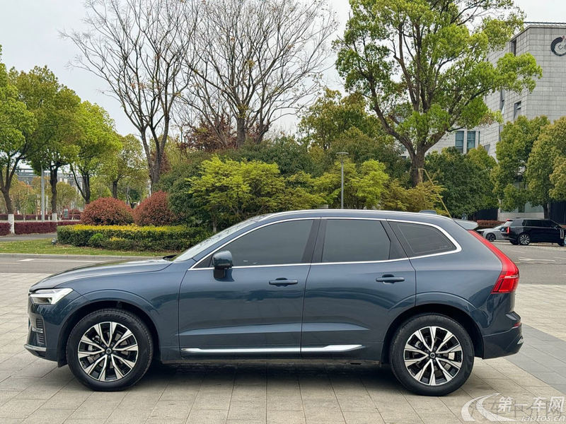 沃尔沃XC60 B5 2024款 2.0T 自动 智远豪华版 (国Ⅵ) 