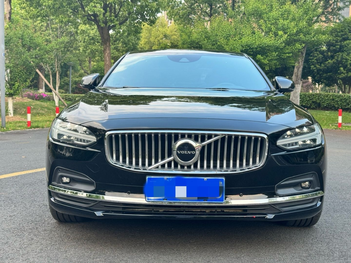 沃尔沃S90 B5 2021款 2.0T 自动 智逸豪华版 价格0万