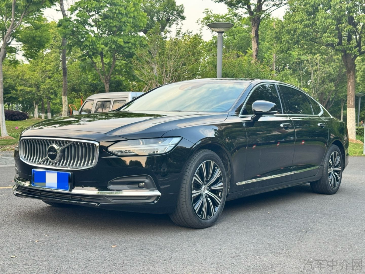 沃尔沃S90 B5 2021款 2.0T 自动 智逸豪华版 价格0万 