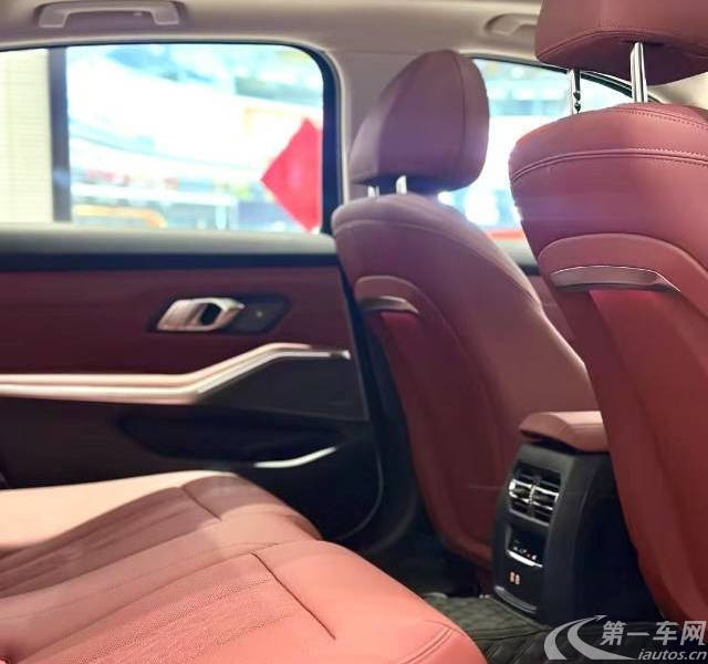 宝马3系 330Li 2025款 2.0T 自动 汽油 尊享型M运动曜夜套装 (国Ⅵ) 