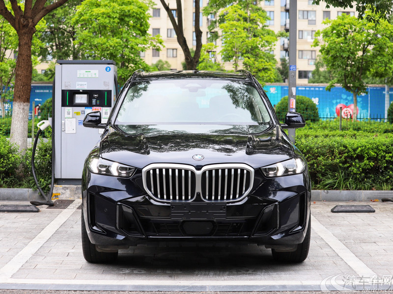 宝马X5 xDrive30Li 2023款 2.0T 自动 尊享型M运动曜夜套装 (国Ⅵ) 