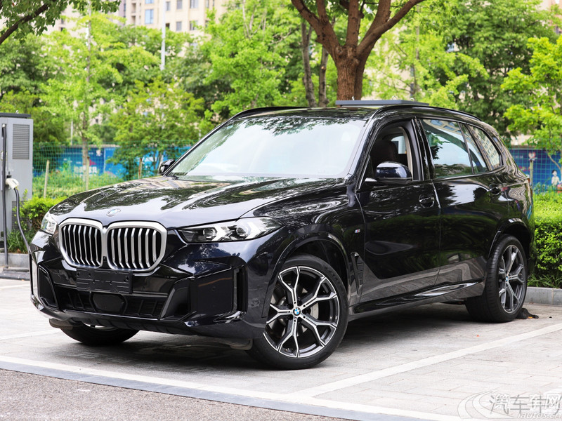 宝马X5 xDrive30Li 2023款 2.0T 自动 尊享型M运动曜夜套装 (国Ⅵ) 