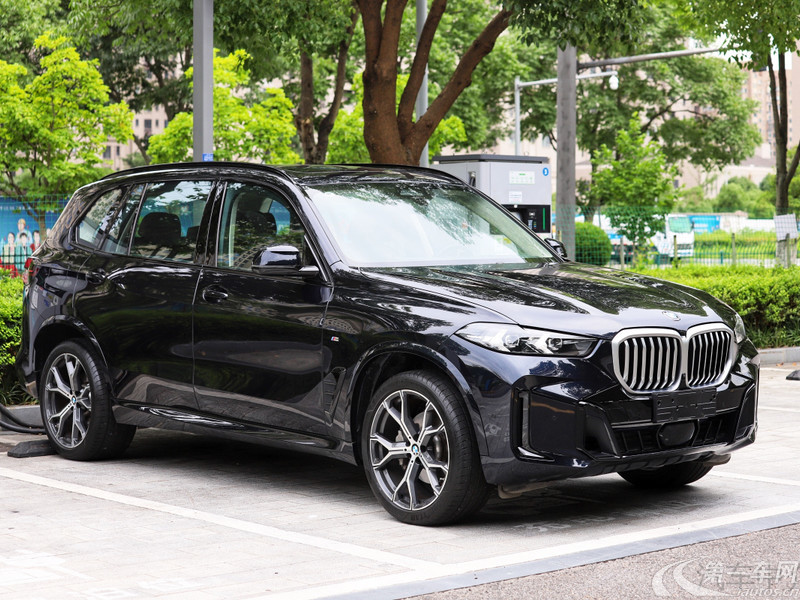 宝马X5 xDrive30Li 2023款 2.0T 自动 尊享型M运动曜夜套装 (国Ⅵ) 