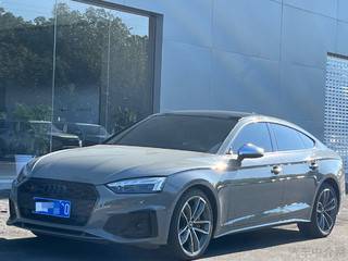 奥迪A5掀背 2.0T 