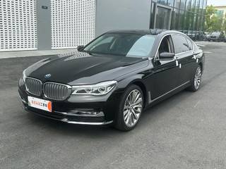 宝马7系 740Li 3.0T 自动 领先型M运动套装 