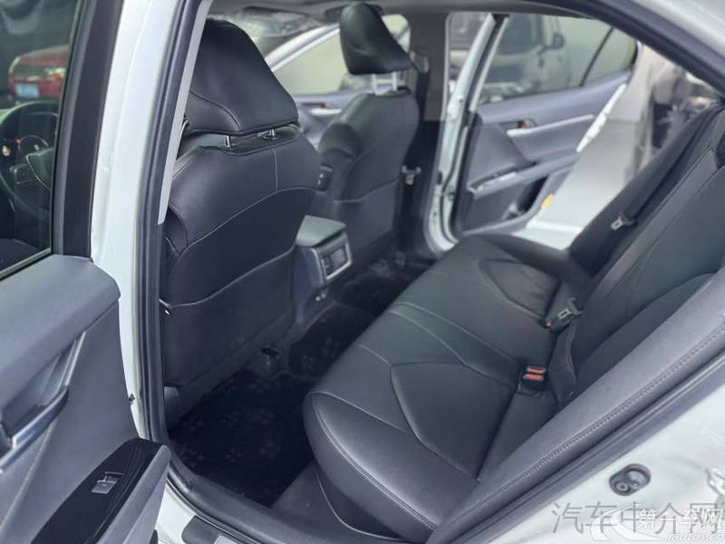 丰田凯美瑞 2021款 2.5L 自动 豪华版 (国Ⅵ) 