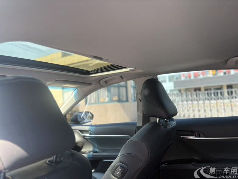 丰田凯美瑞 2022款 2.5L 自动 精英PLUS版 (国Ⅵ) 