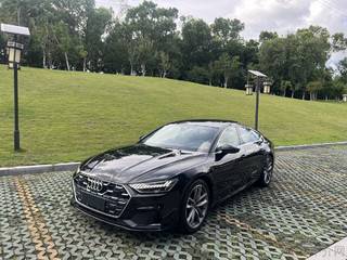奥迪A7掀背 45TFSI 2.0T 自动 臻选型 