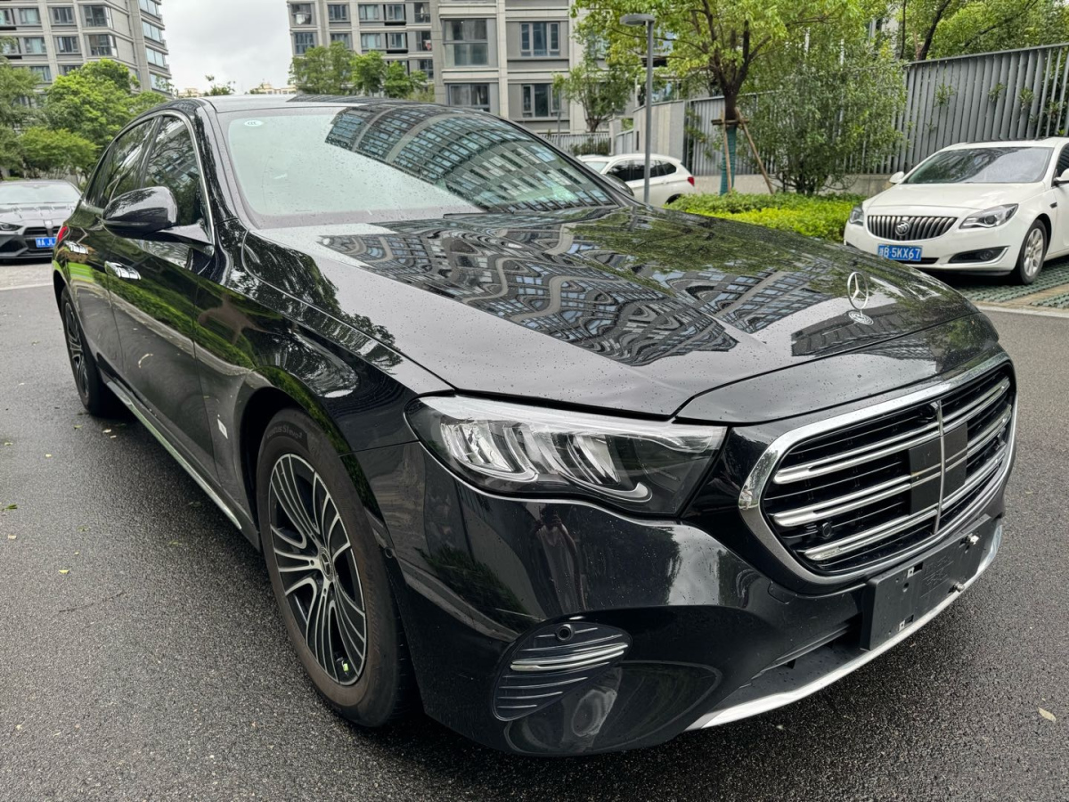 奔驰E级 E260L 2024款 2.0T 自动 汽油 运动型 价格0万 