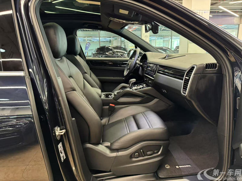 保时捷Cayenne [进口] 2022款 3.0T 自动 四驱 汽油 铂金版 